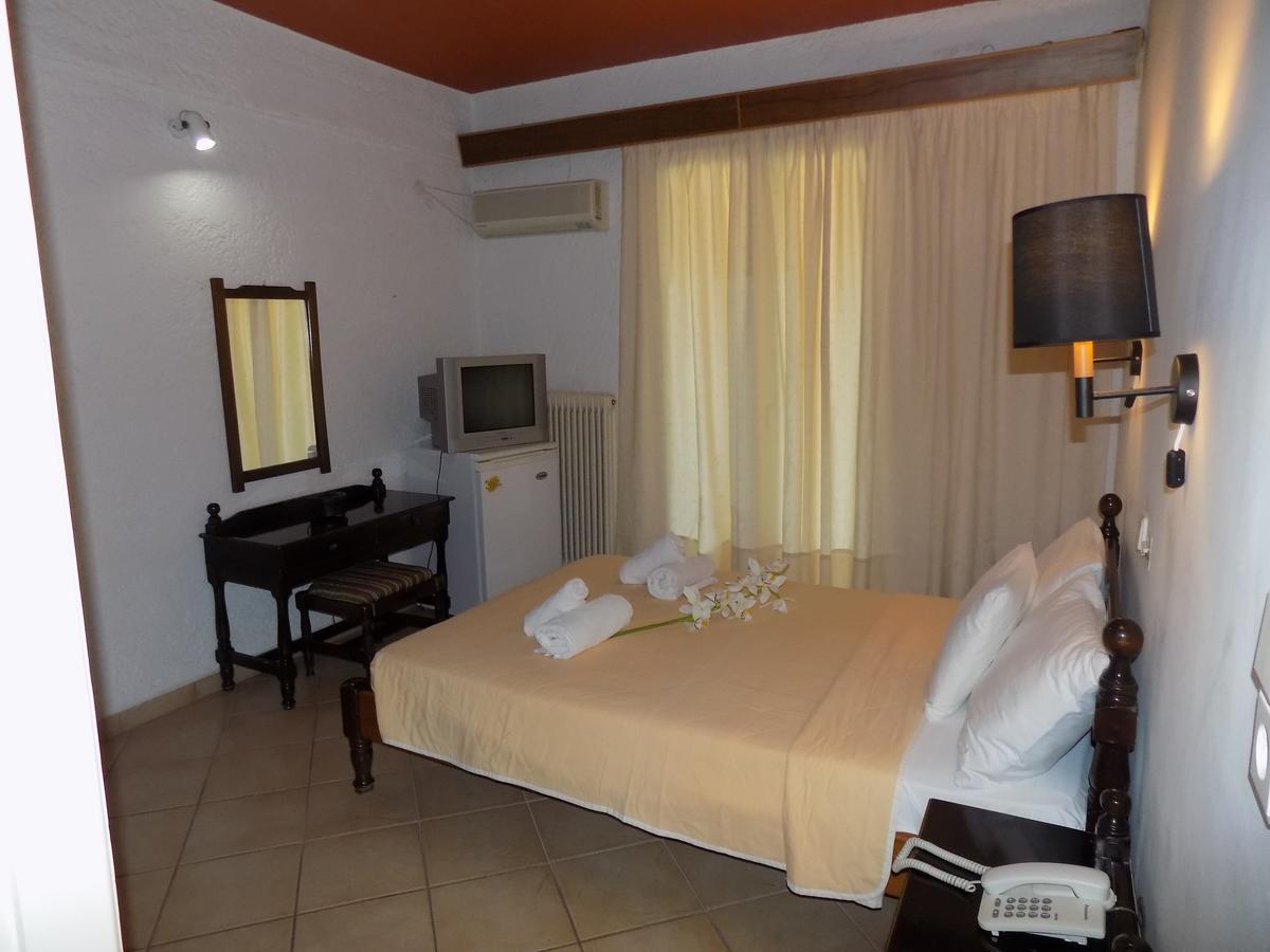 Lefkas Blue Hotel Никиана Екстериор снимка
