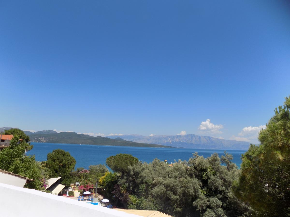 Lefkas Blue Hotel Никиана Екстериор снимка