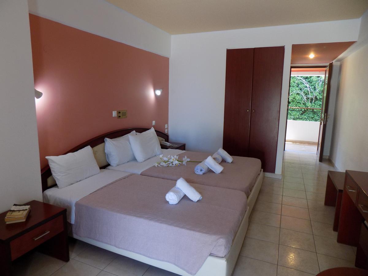 Lefkas Blue Hotel Никиана Екстериор снимка