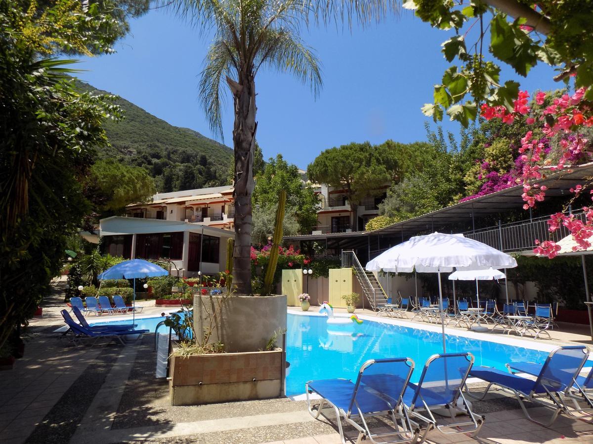 Lefkas Blue Hotel Никиана Екстериор снимка