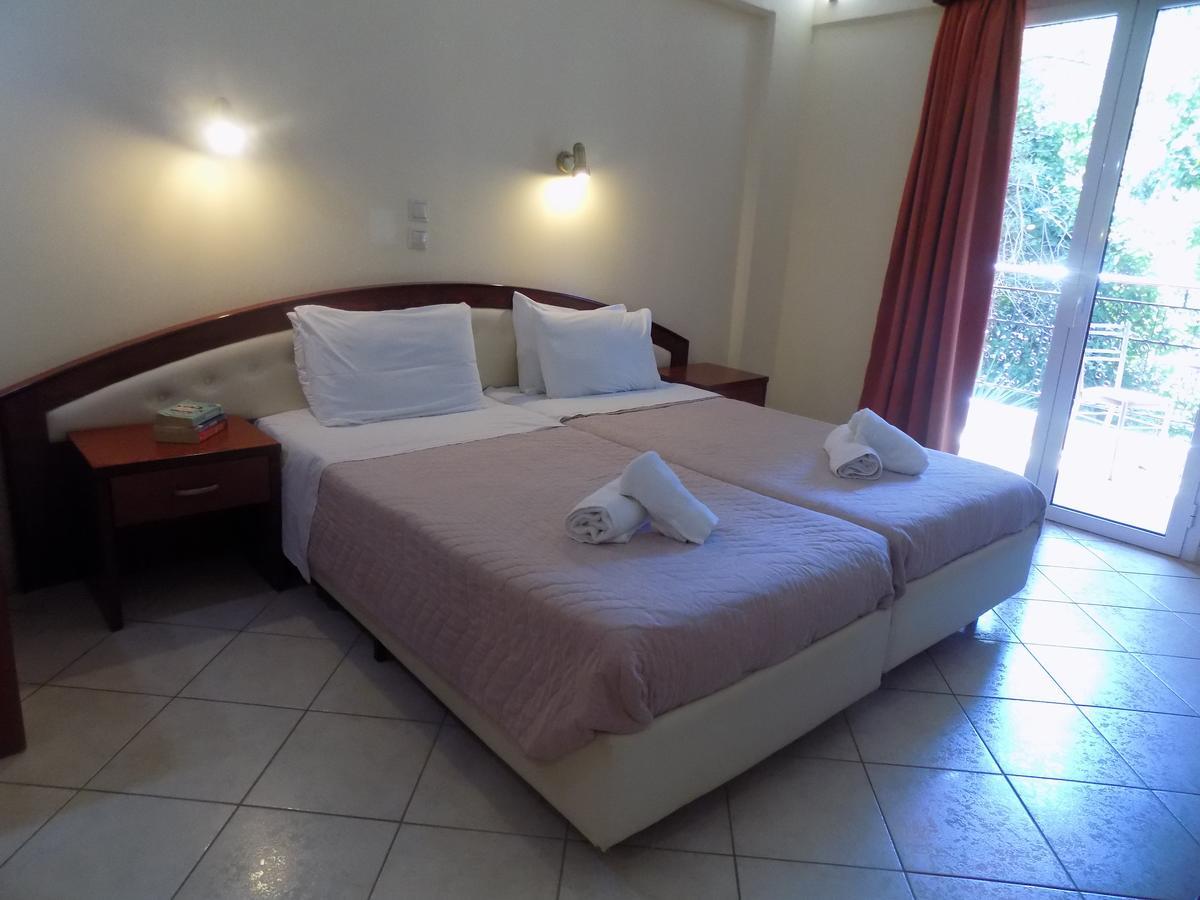 Lefkas Blue Hotel Никиана Екстериор снимка