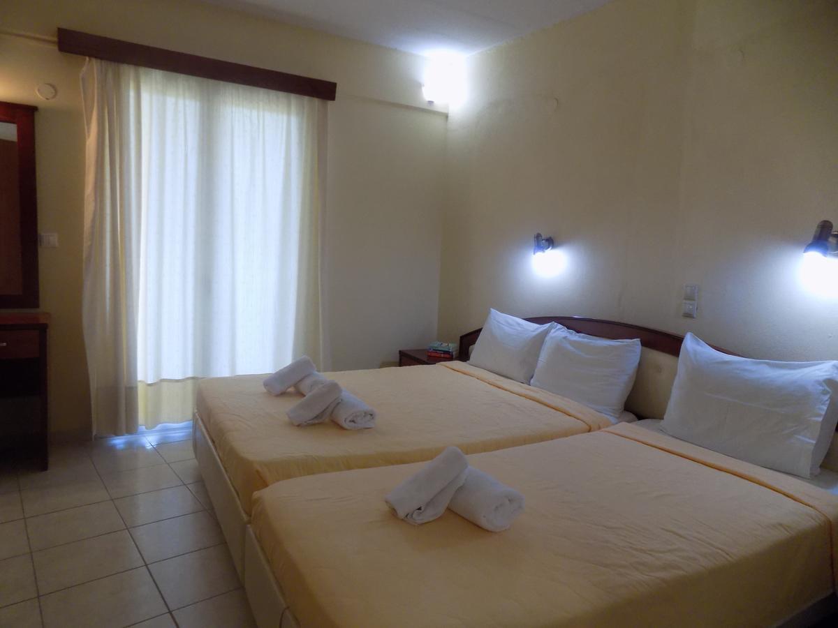 Lefkas Blue Hotel Никиана Екстериор снимка