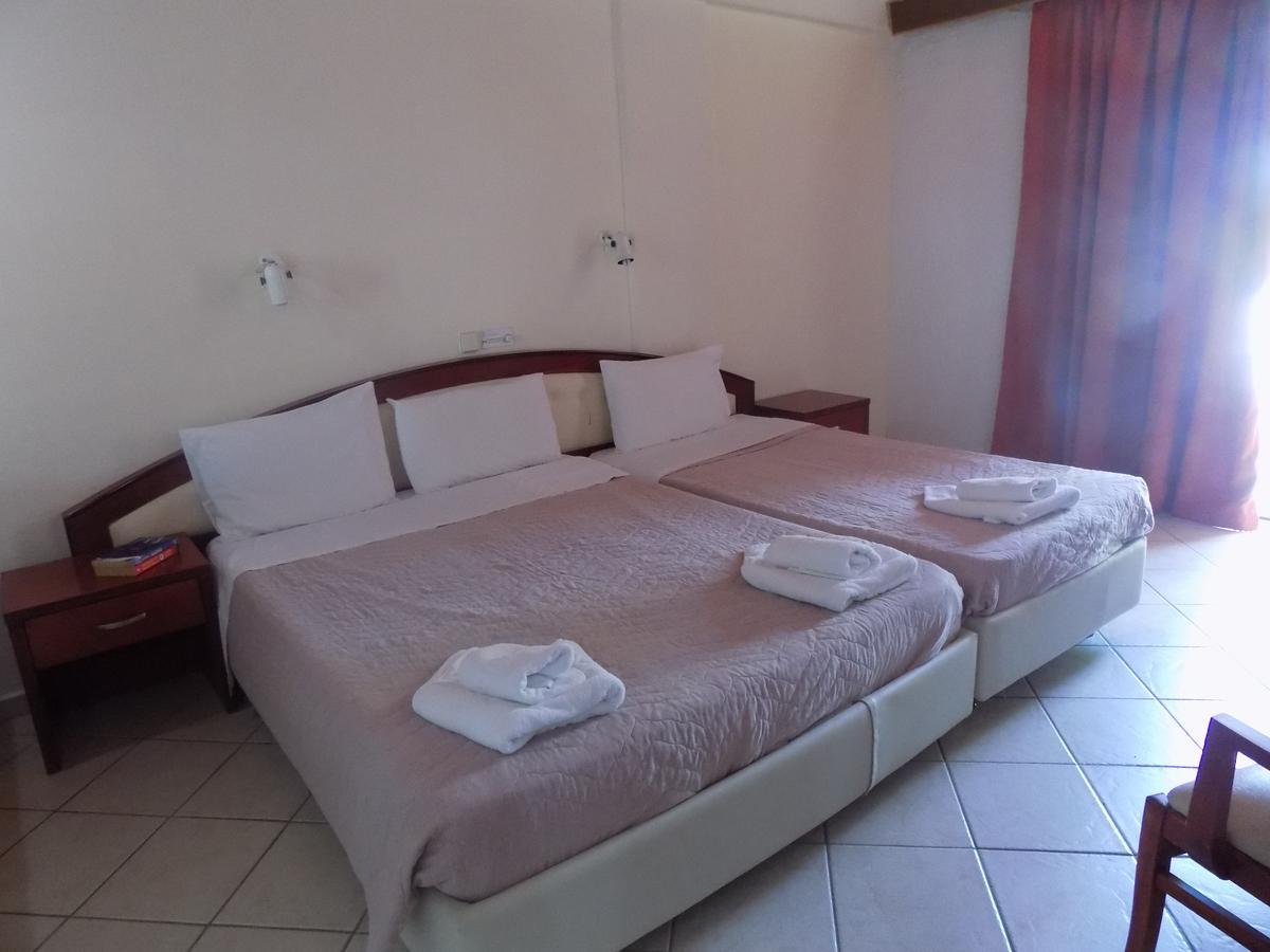 Lefkas Blue Hotel Никиана Екстериор снимка