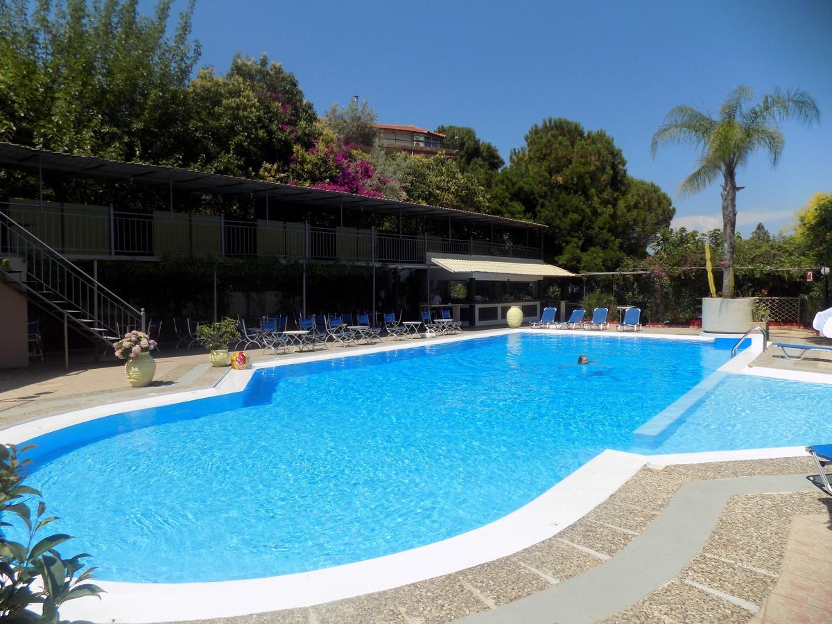 Lefkas Blue Hotel Никиана Екстериор снимка